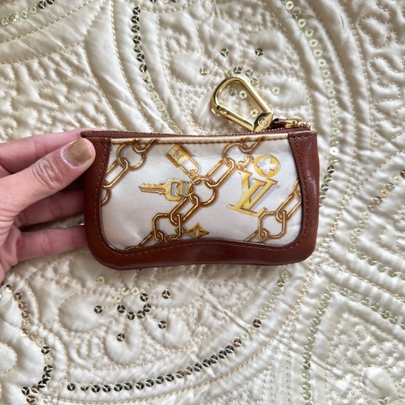 Limited Louis Vuitton Key Cles/Pouch/Card Holder - Picture 7 of 12